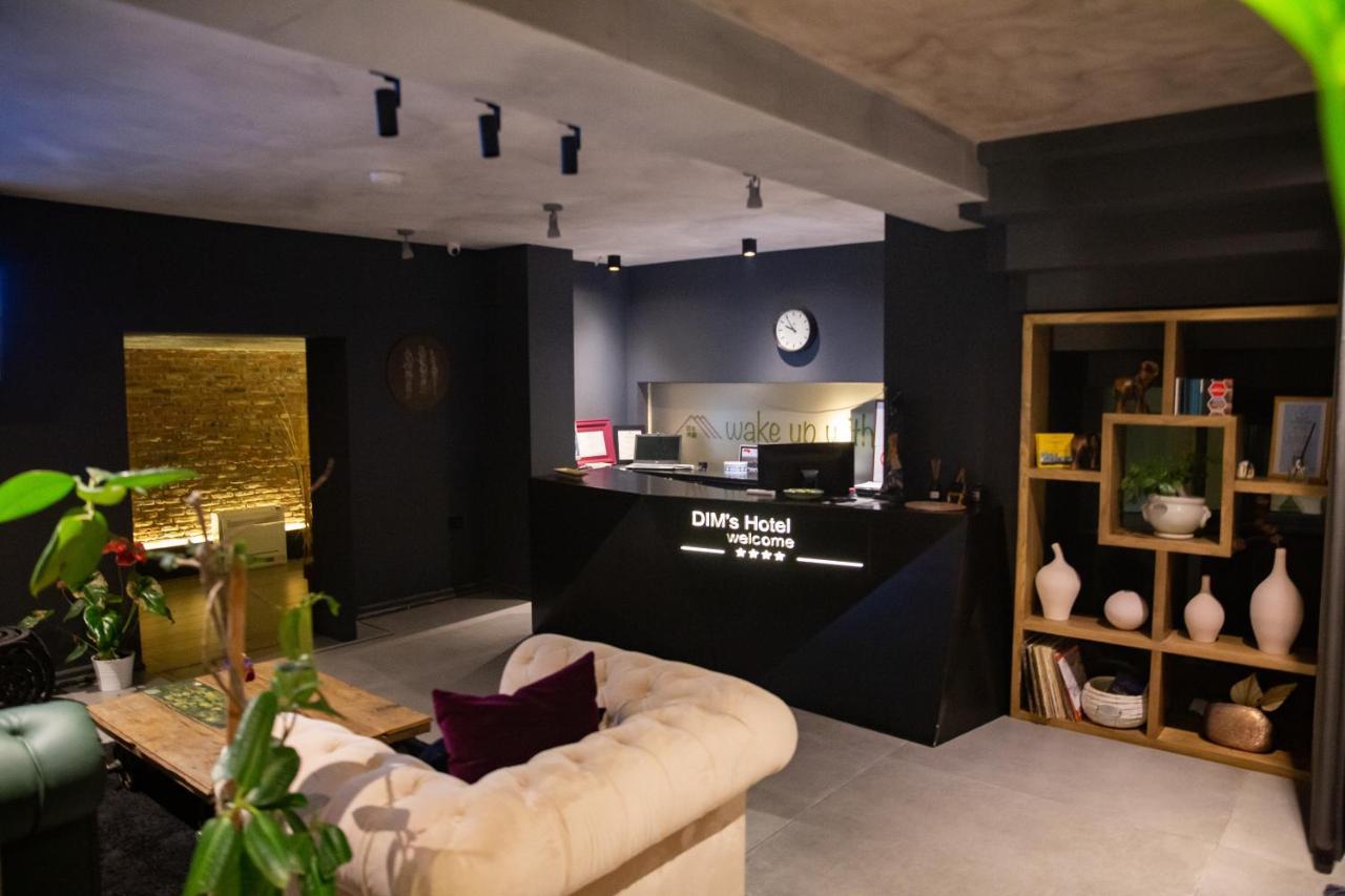 Dim'S Hotel & Restaurant Korcza Zewnętrze zdjęcie