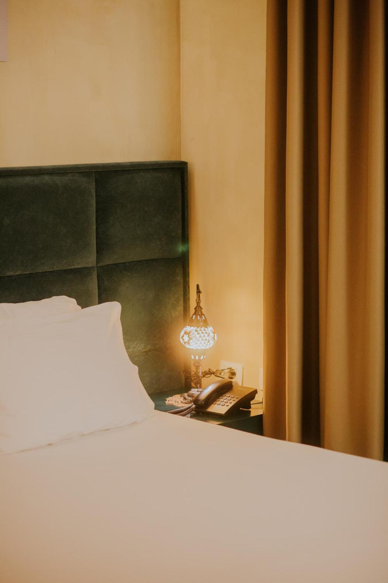Dim'S Hotel & Restaurant Korcza Zewnętrze zdjęcie