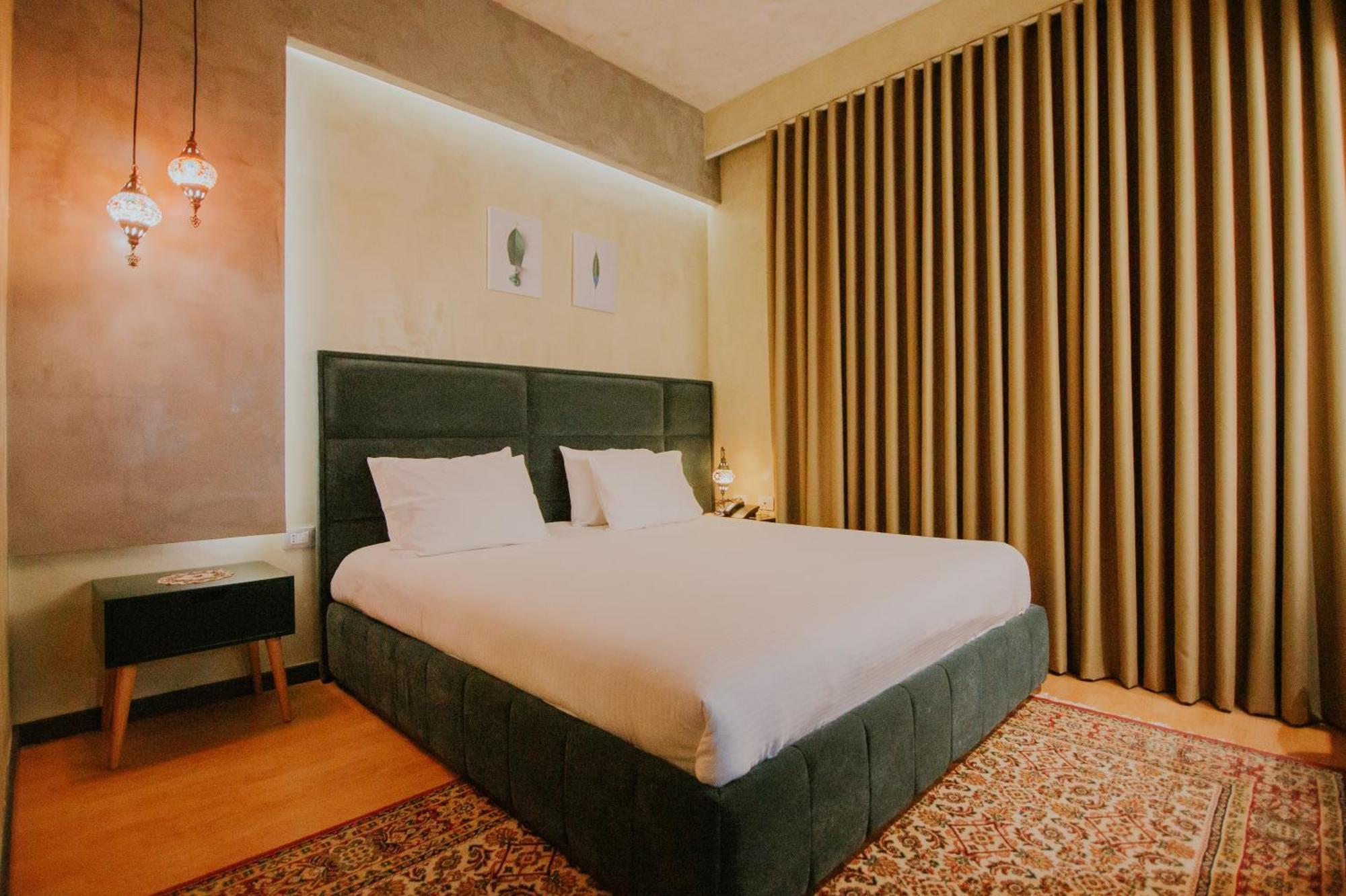 Dim'S Hotel & Restaurant Korcza Zewnętrze zdjęcie