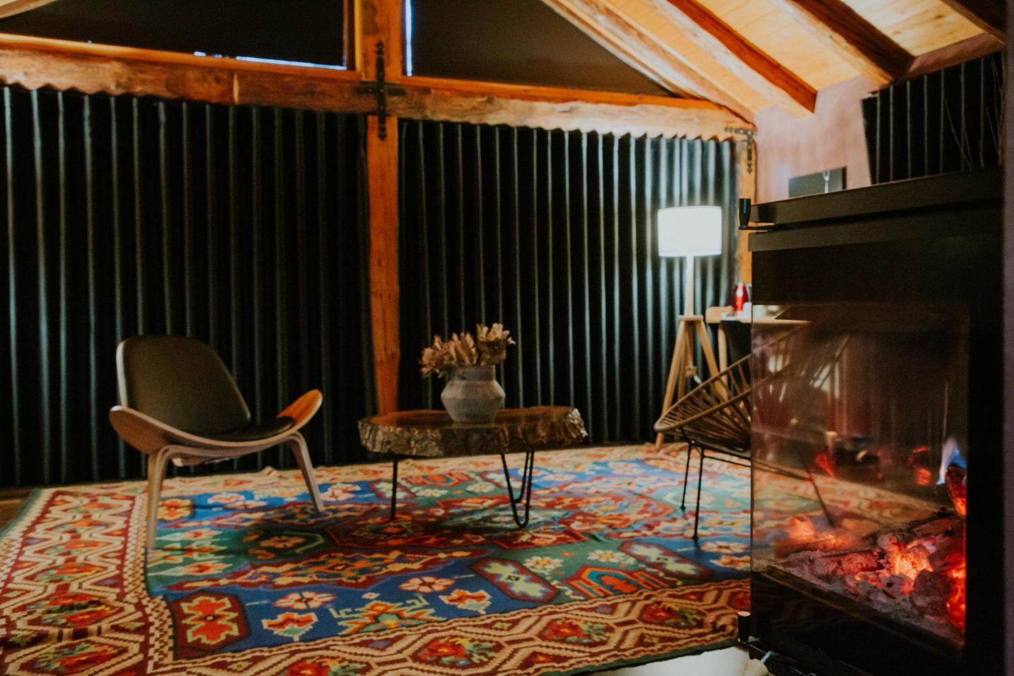 Dim'S Hotel & Restaurant Korcza Zewnętrze zdjęcie