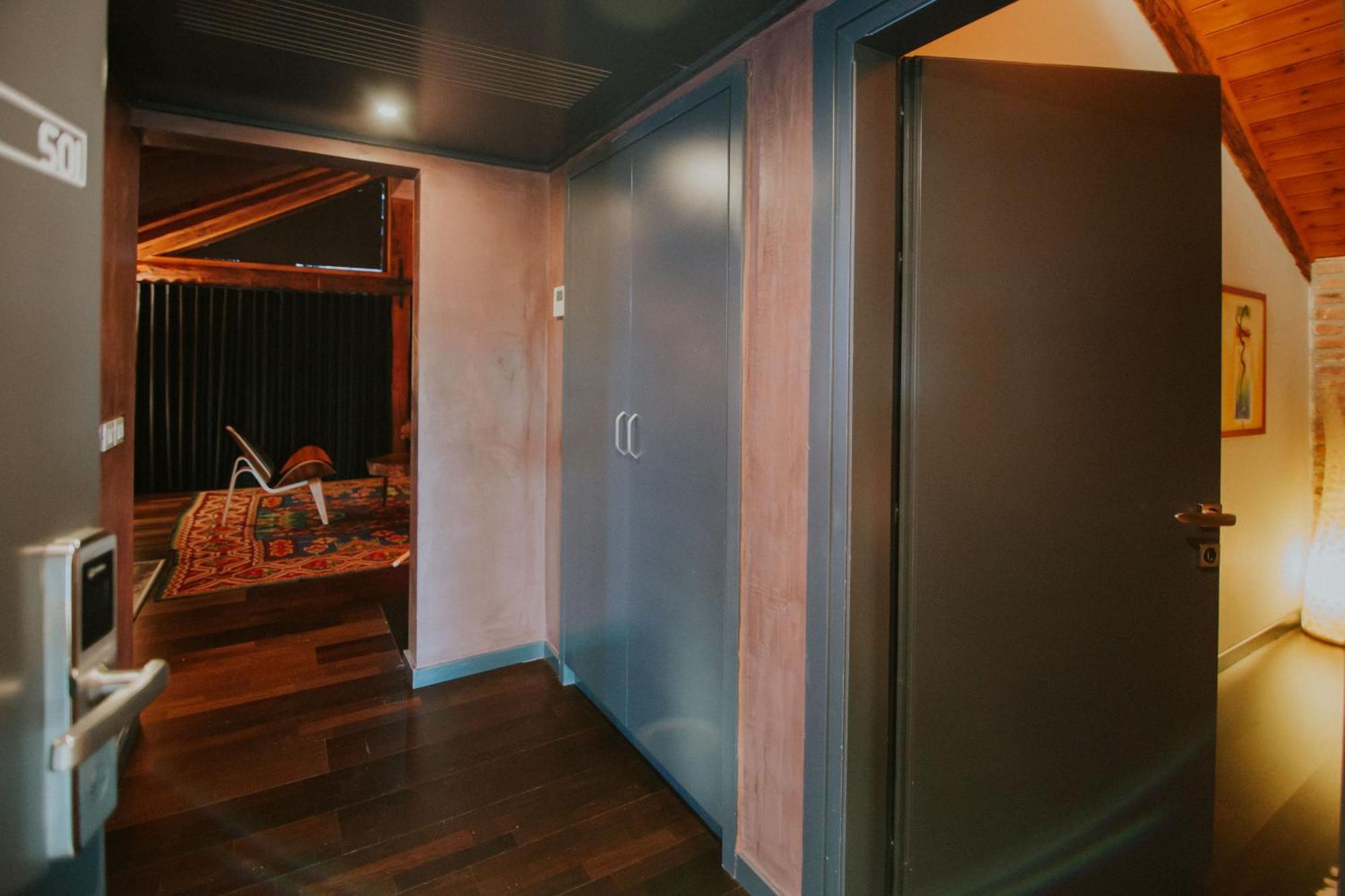 Dim'S Hotel & Restaurant Korcza Zewnętrze zdjęcie