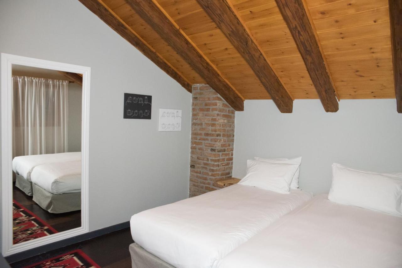 Dim'S Hotel & Restaurant Korcza Zewnętrze zdjęcie